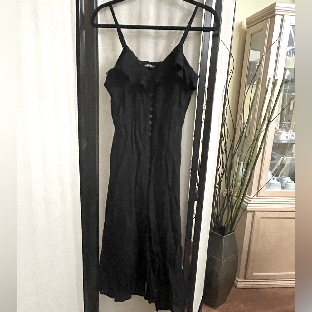 NWT Elegant Black Sleeveless Maxi Dress. Size Small by Suzy Shier.